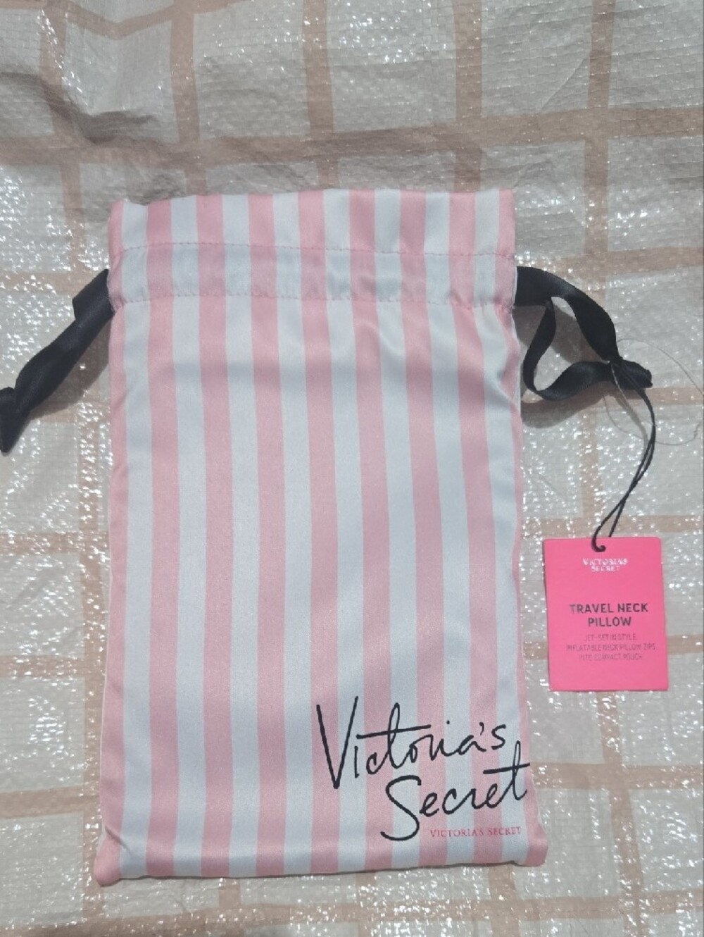 Victoria's Secret Pink & White Striped Travel Accessory Set - Picture 2 of 16